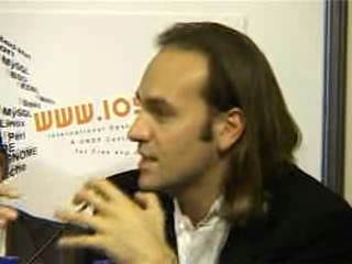 Mark Shuttleworth, kadr z wypowiedzi na WSIS 2005