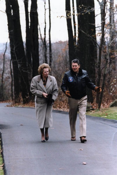 Reagan razem z Margaret Thatcher, premier Wielkiej Brytanii w Camp David.