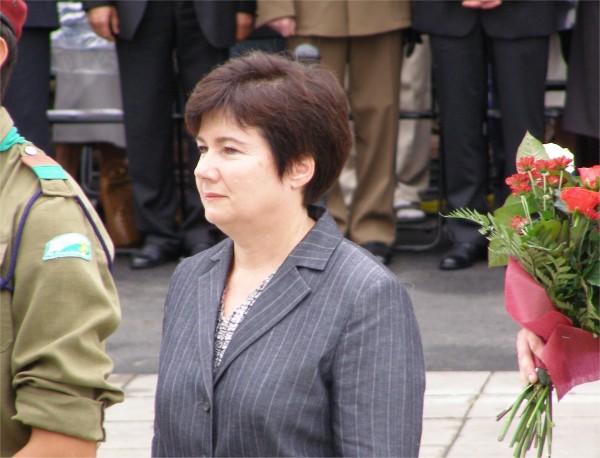 Hanna Gronkiewicz-Waltz podczas obchodów 62. rocznicy wybuchu powstania warszawskiego, 1 sierpnia 2006, Warszawa (uroczystość przy pomniku Armii Krajowej, ul. Wiejska/Matejki)