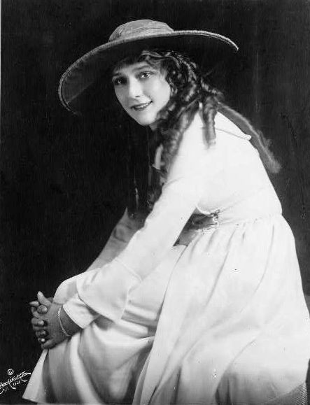 Mary Pickford we wczesnych latach dwudziestych