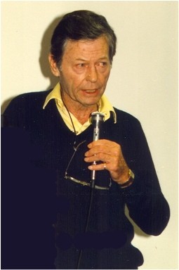 DeForest Kelley w 1988