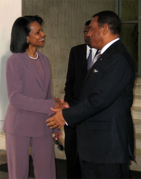 Premier Perry Christie na spotkaniu z Sekretarz Rice w  Nassau na Bahamach, 21 marca 2006.