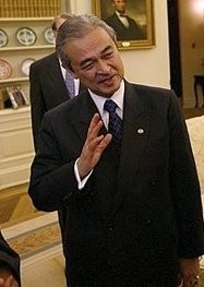 Abdullah Ahmad Badawi, 2004