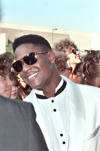 Blair Underwood podczas rozdania nagród Emmy w 1990