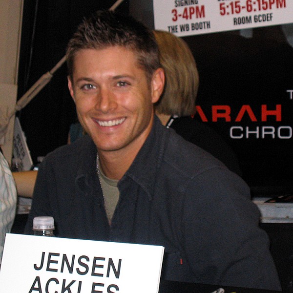 Jensen Ackles promujący Nie z tego świata, 2007