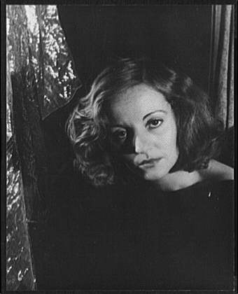 Tallulah Bankhead w 1934, fotografię wykonał Carl van Vechten